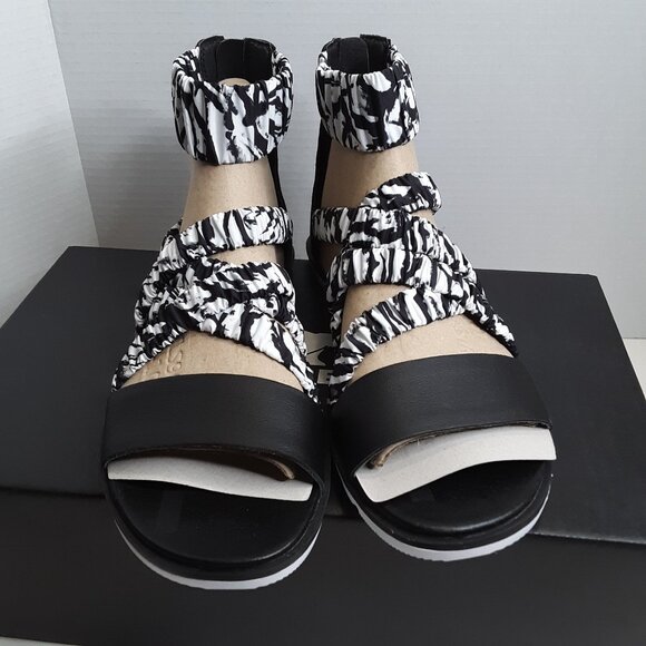 Sorel Ella II Ankle Strap Women's Sandal size 11M - Picture 1 of 9
